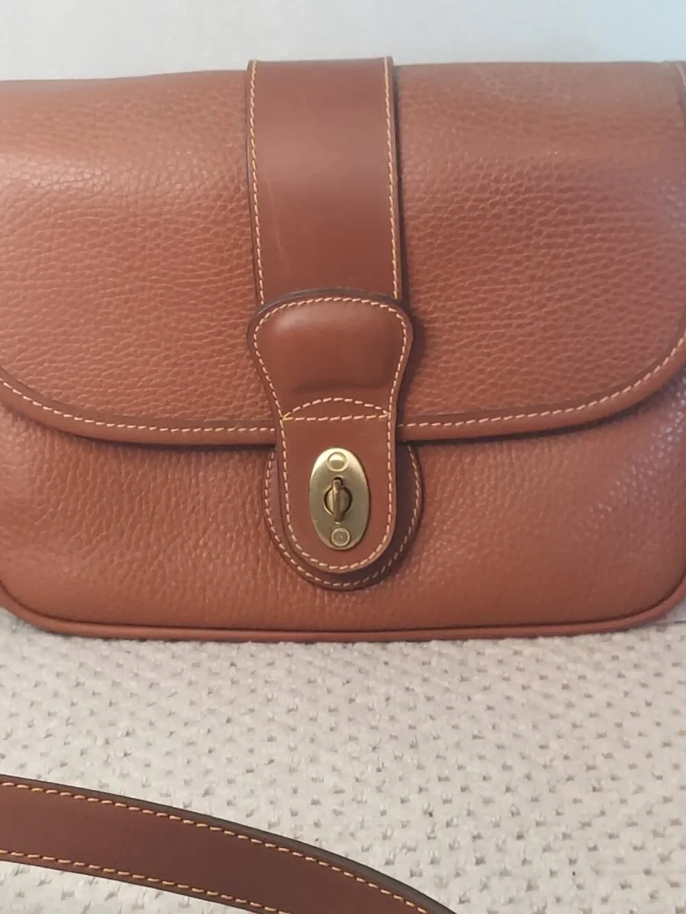 Vintage 1994 Coach Sheridan Mayfield Shoulder Bag (Style 4224) in British Tan